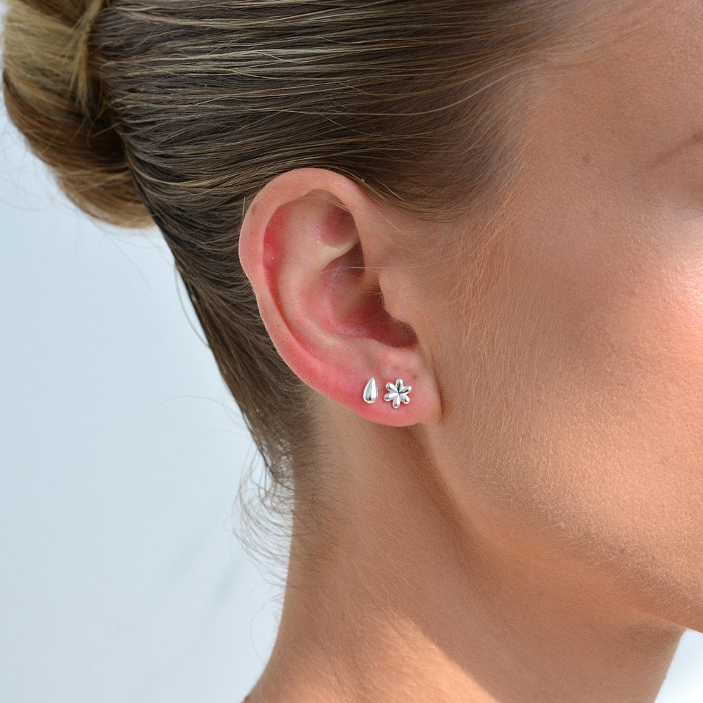 Petal Stud Earrings - Silver