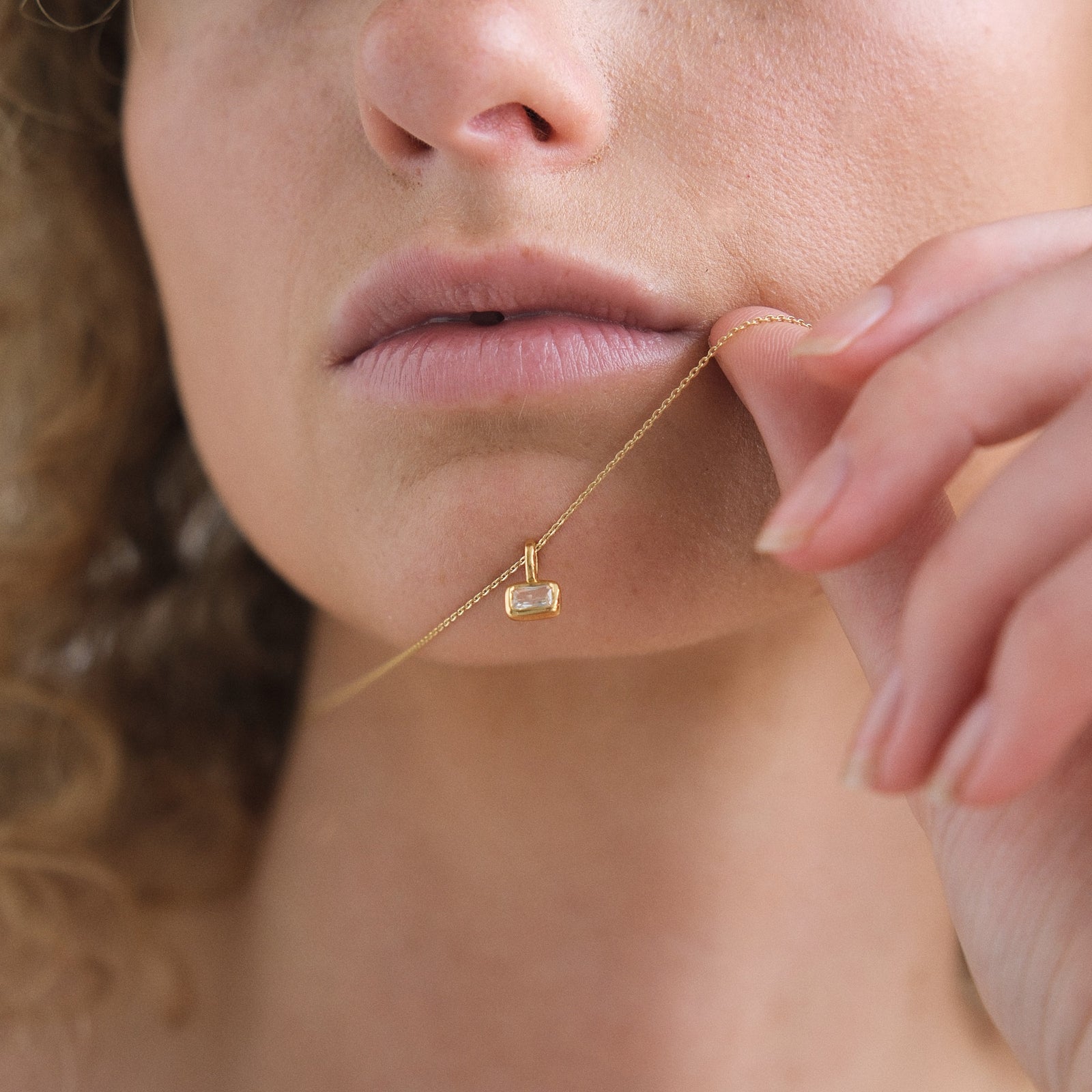 Calibri Necklace - Lab Grown White Sapphire - Gold