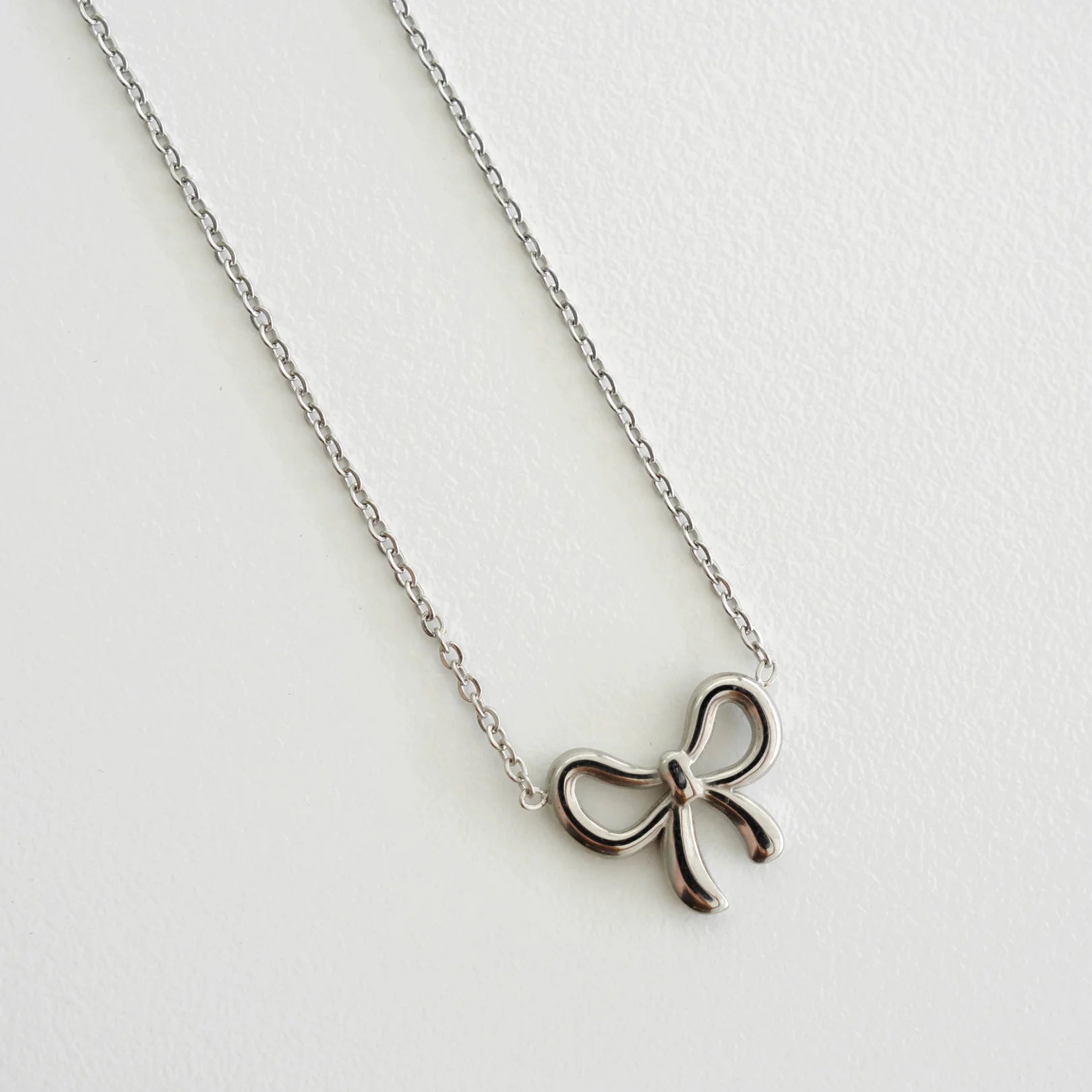 Bella Bow Necklace - Silver