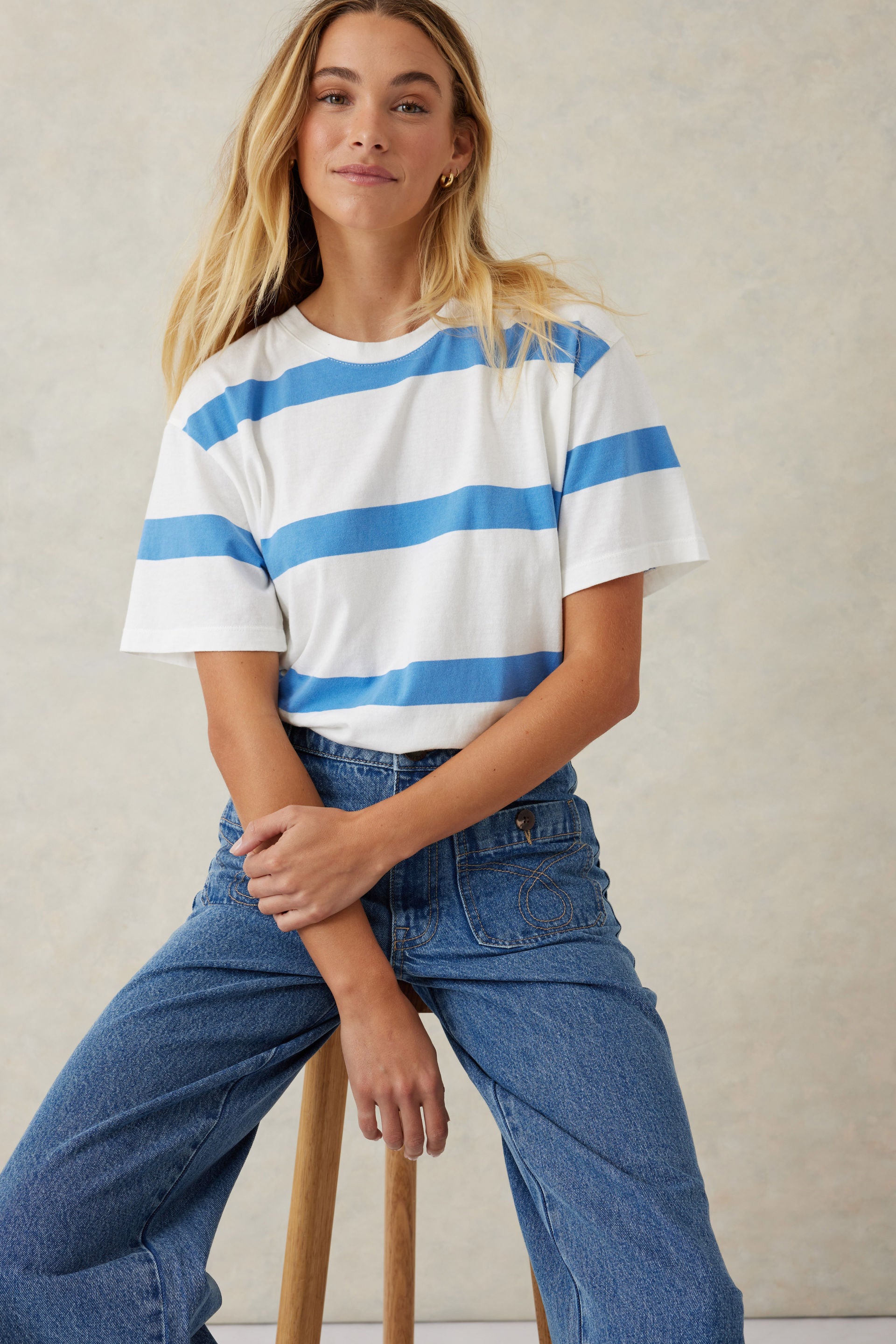 Slouchy Split Hem Tee - Vanilla/pool blue bold stripe