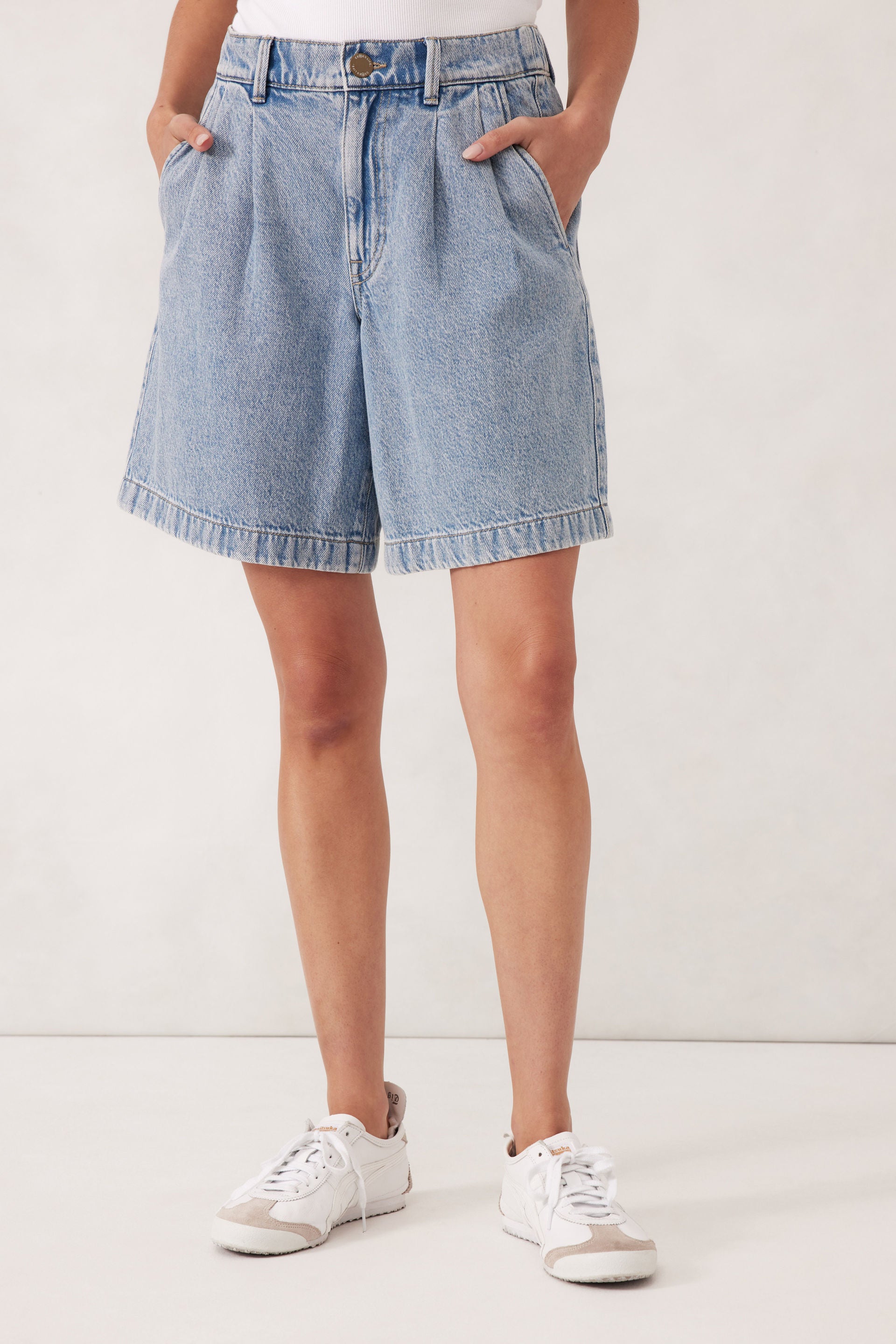 Sylvie Longline Pleat Denim Short - Vintage Blue
