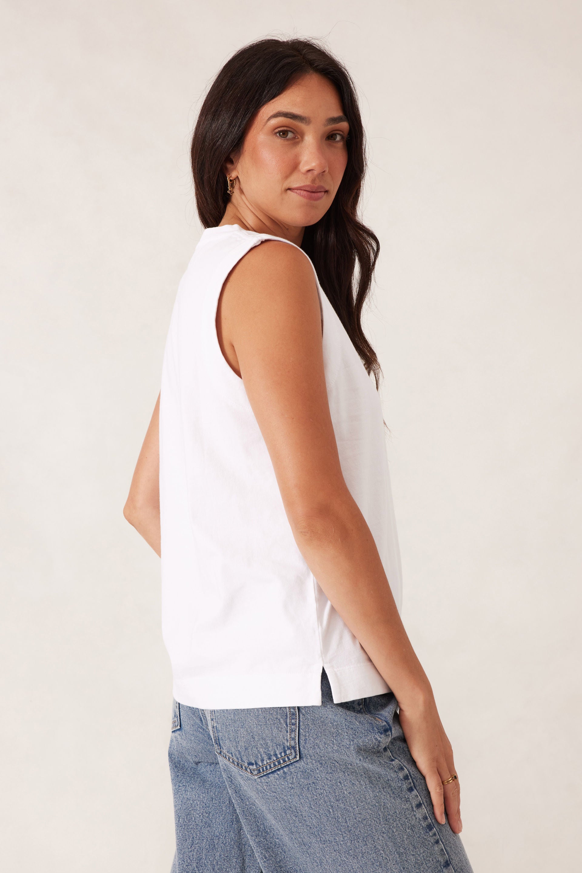 Relaxed Sleeveless Tee - White