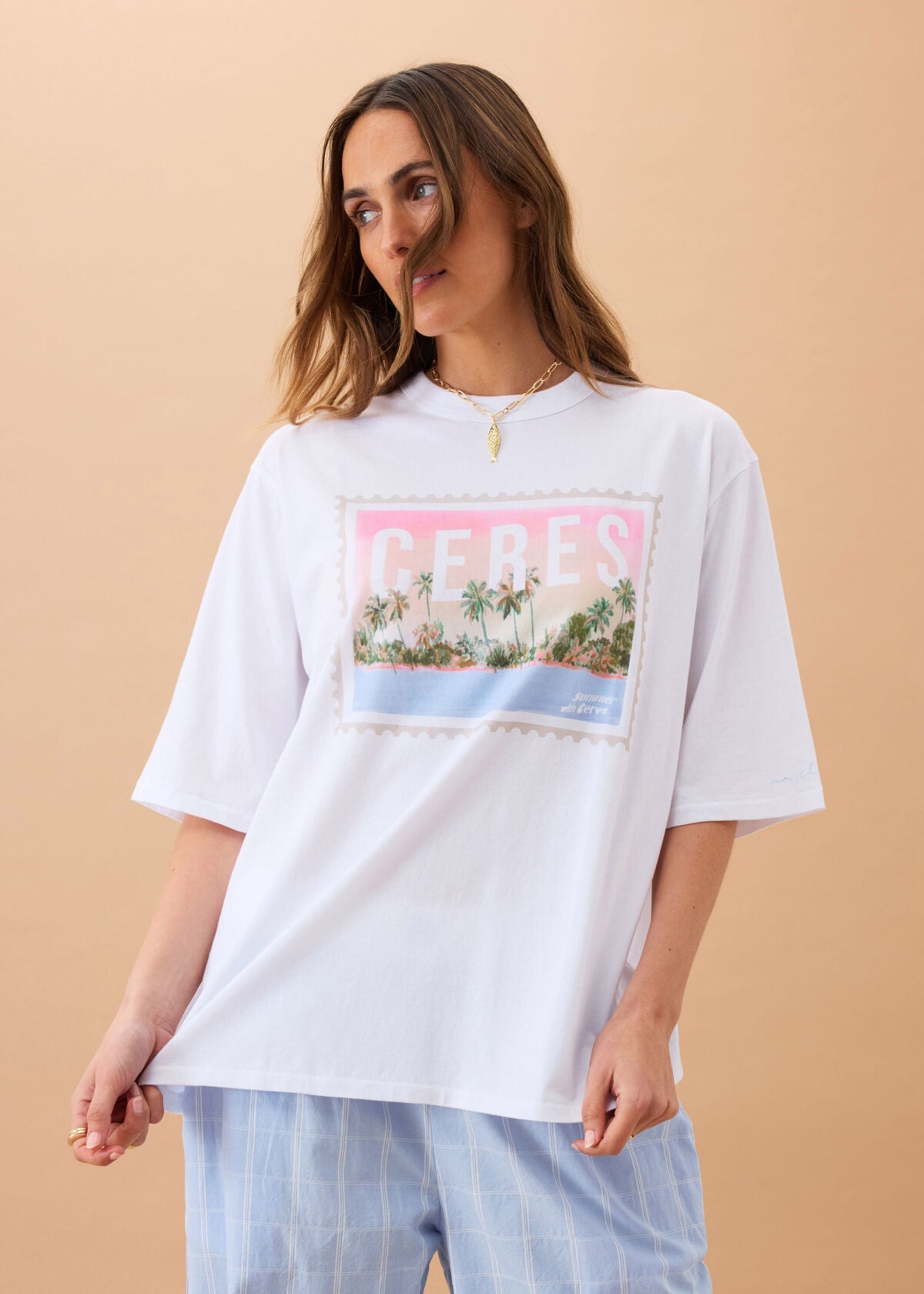 Liv Oversized Tee -  White/ceres holiday stamp