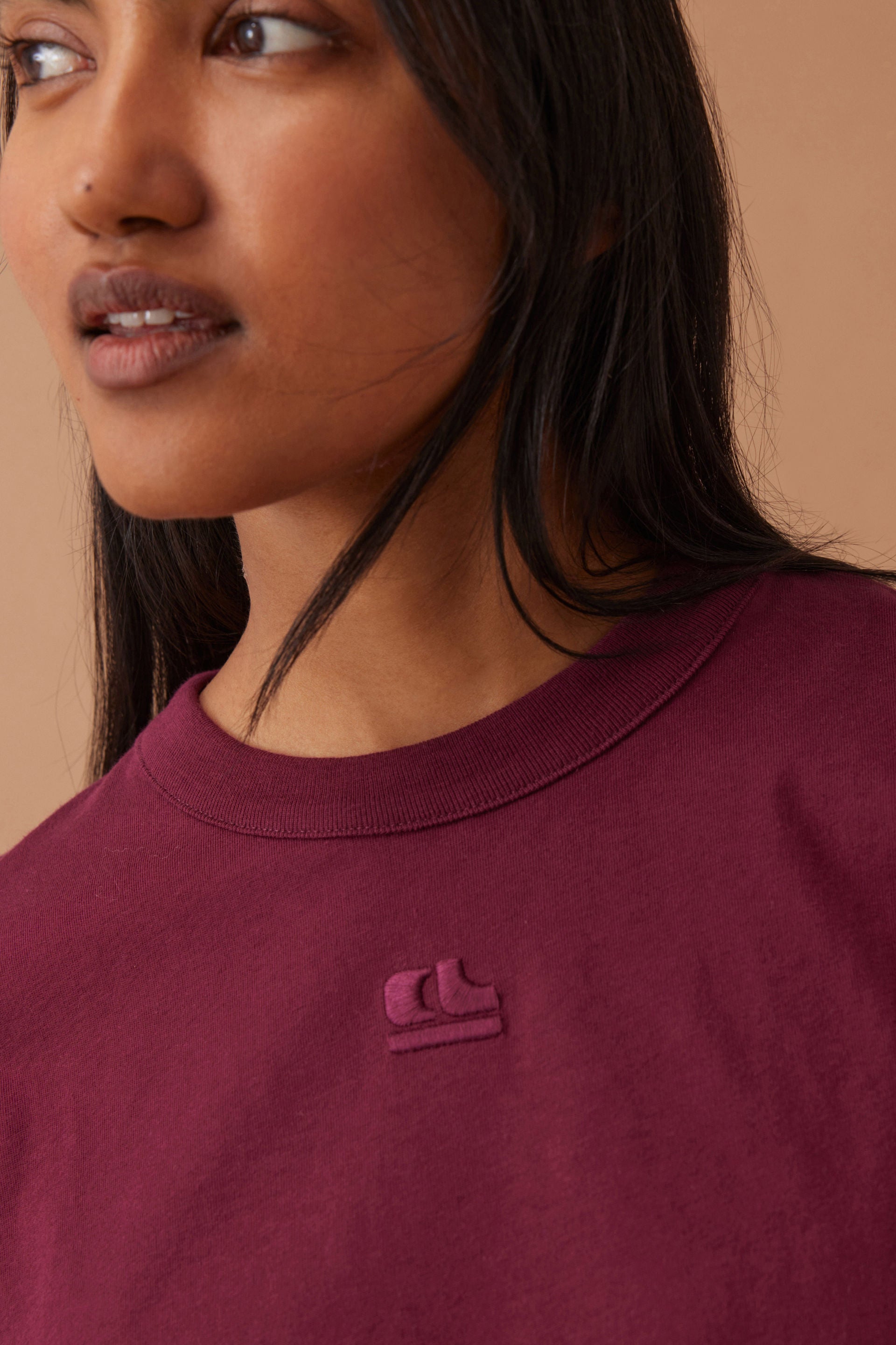 Phoebe Premium Tee - Pomegranate