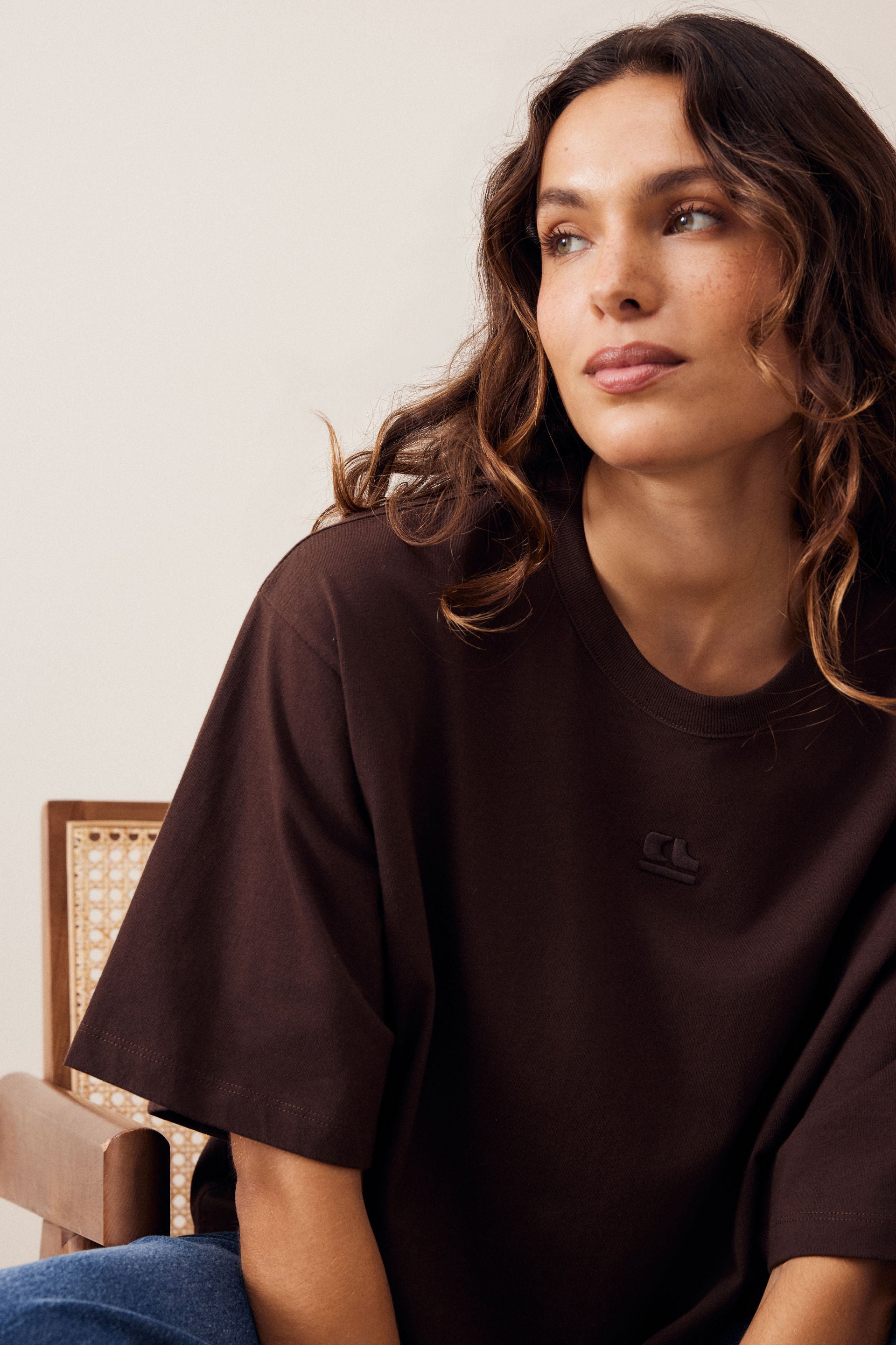 Phoebe Premium Tee - Chocolate