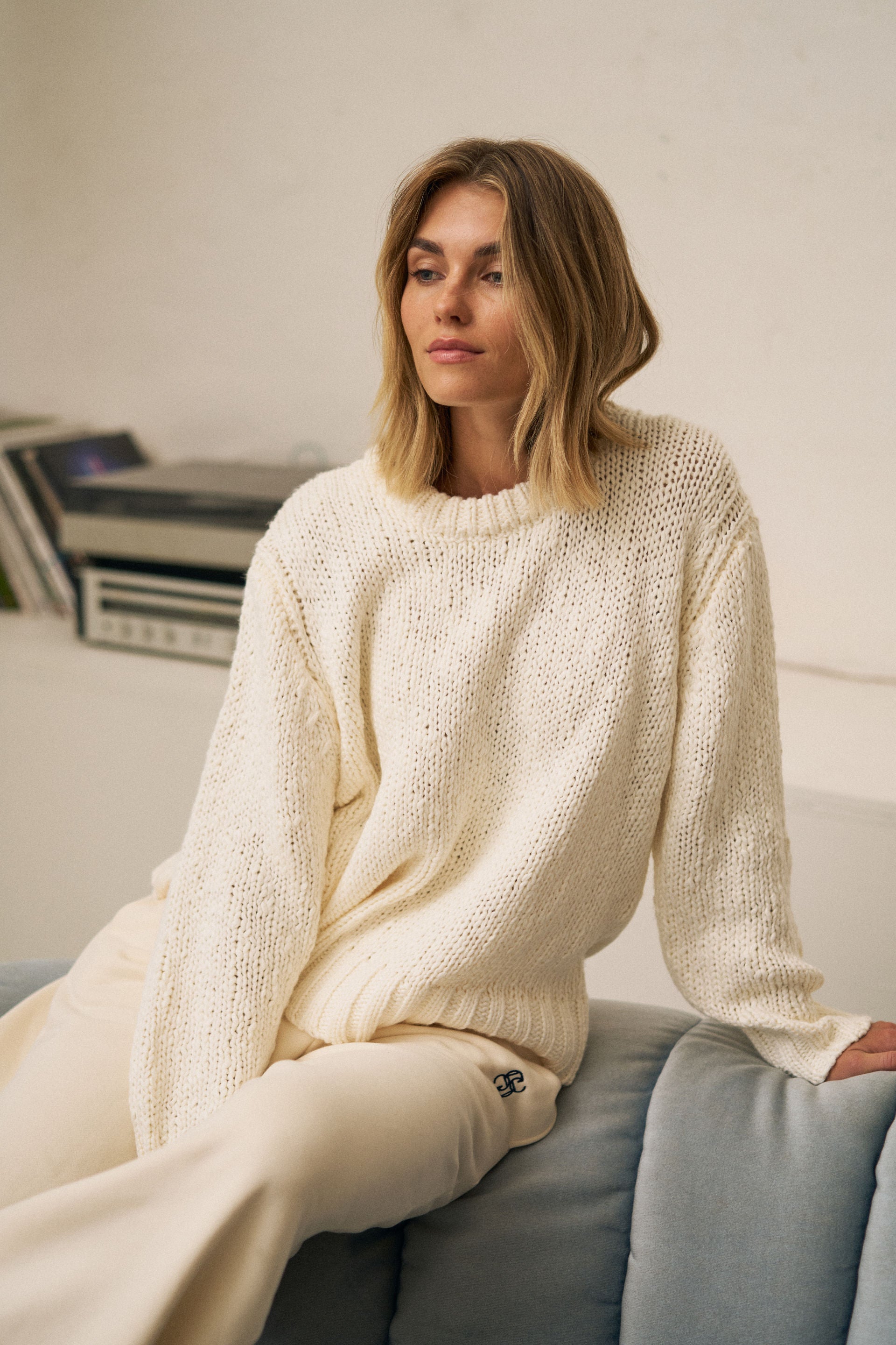 Sage Chunky Knit Crew - Marshmallow