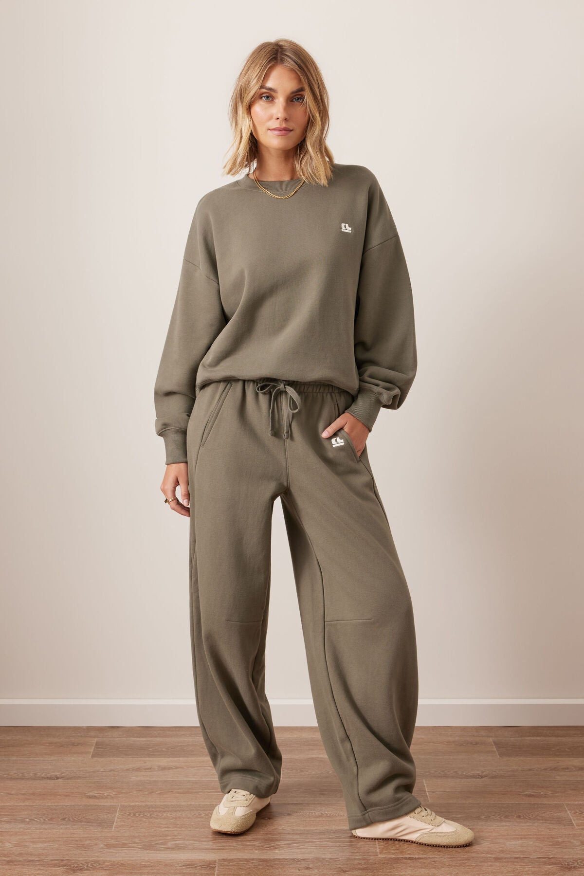 Elise Barrel Trackpant - Washed Olive