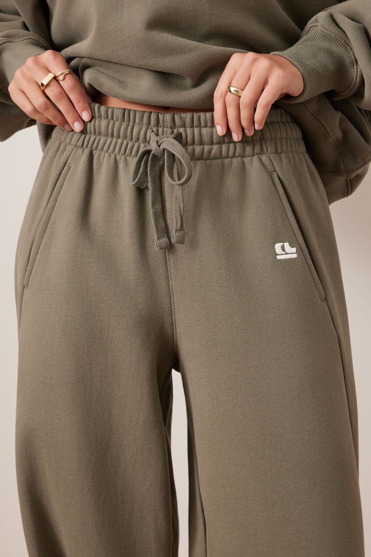 Elise Barrel Trackpant - Washed Olive