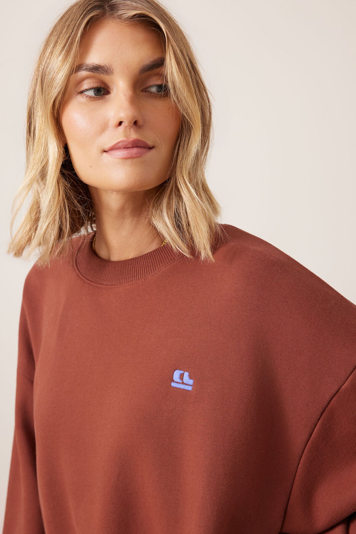 Quinn Slouchy Crew - Burnt Toffee