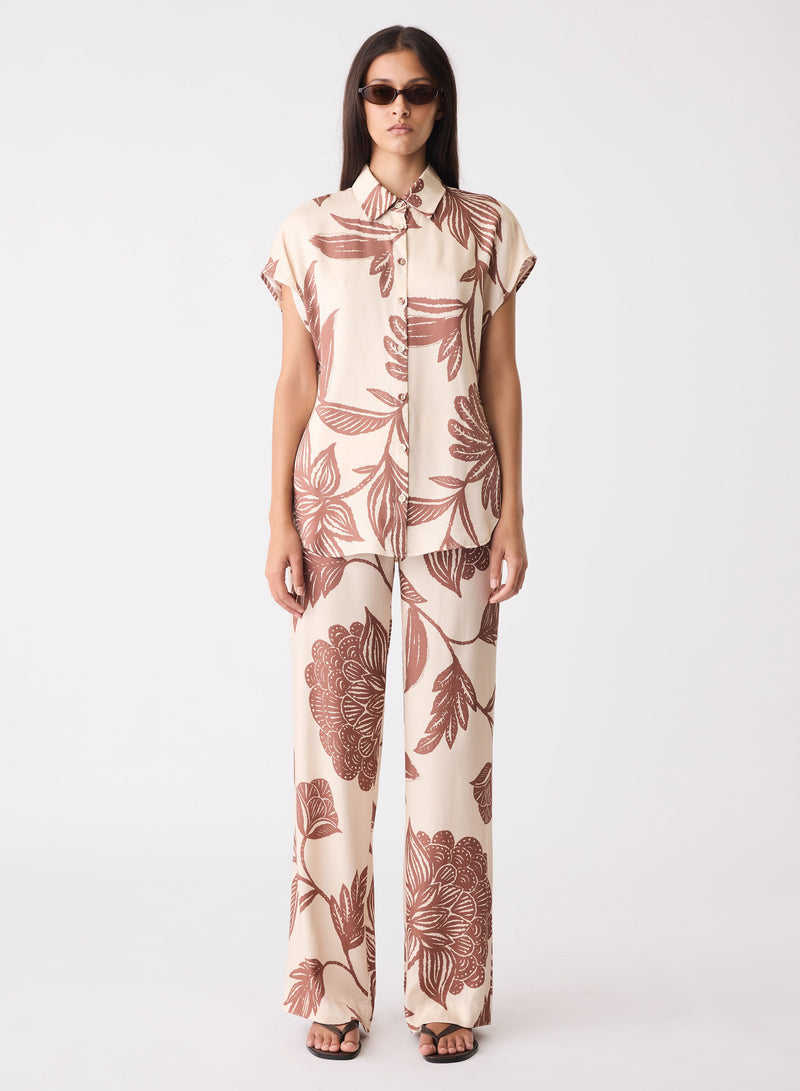 Esmaee Dune Shirt - Dune, flat lay
