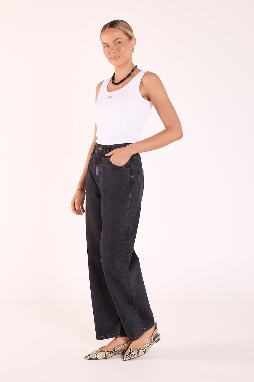 Feather & Noise Lola Barrel Jean in Washed Black, side view