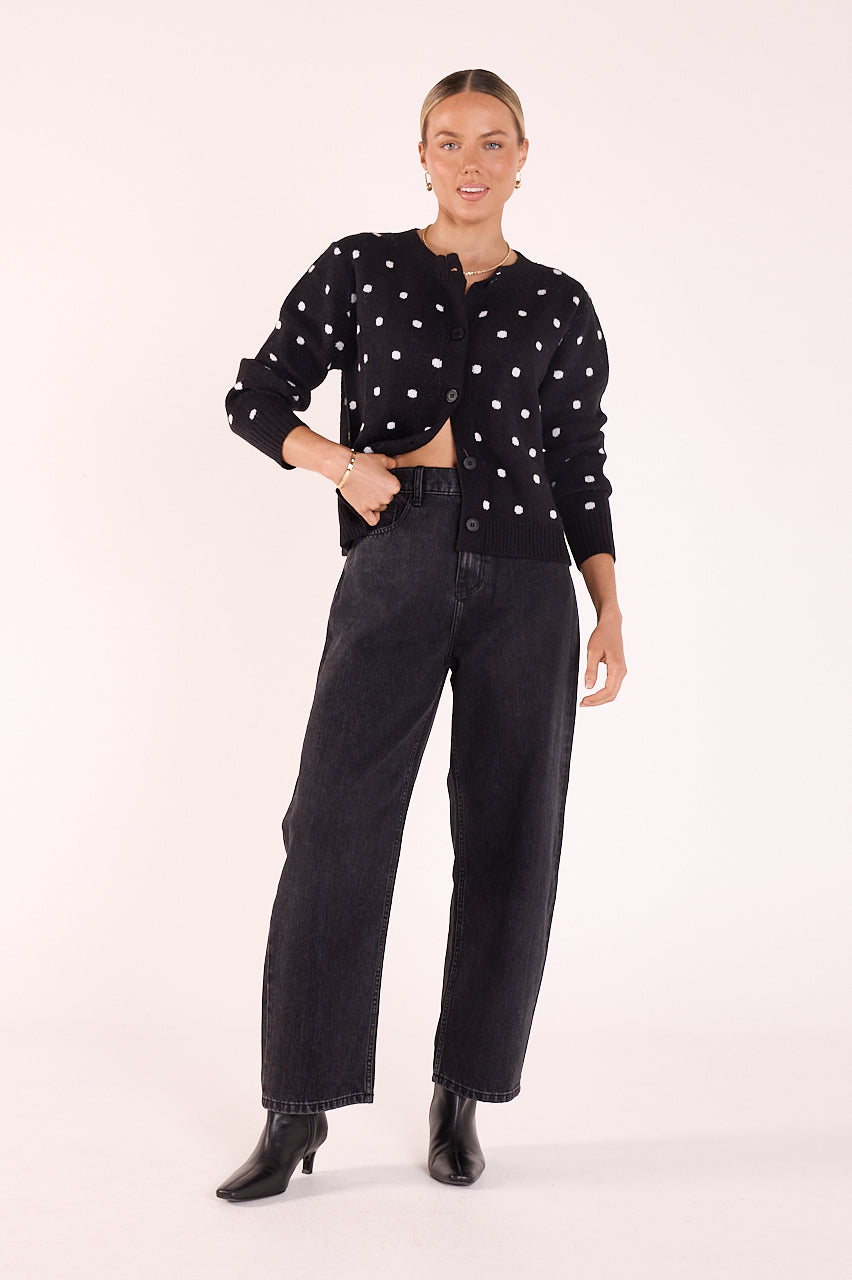Feather & Noise Lola Barrel Jean in Washed Black, detail