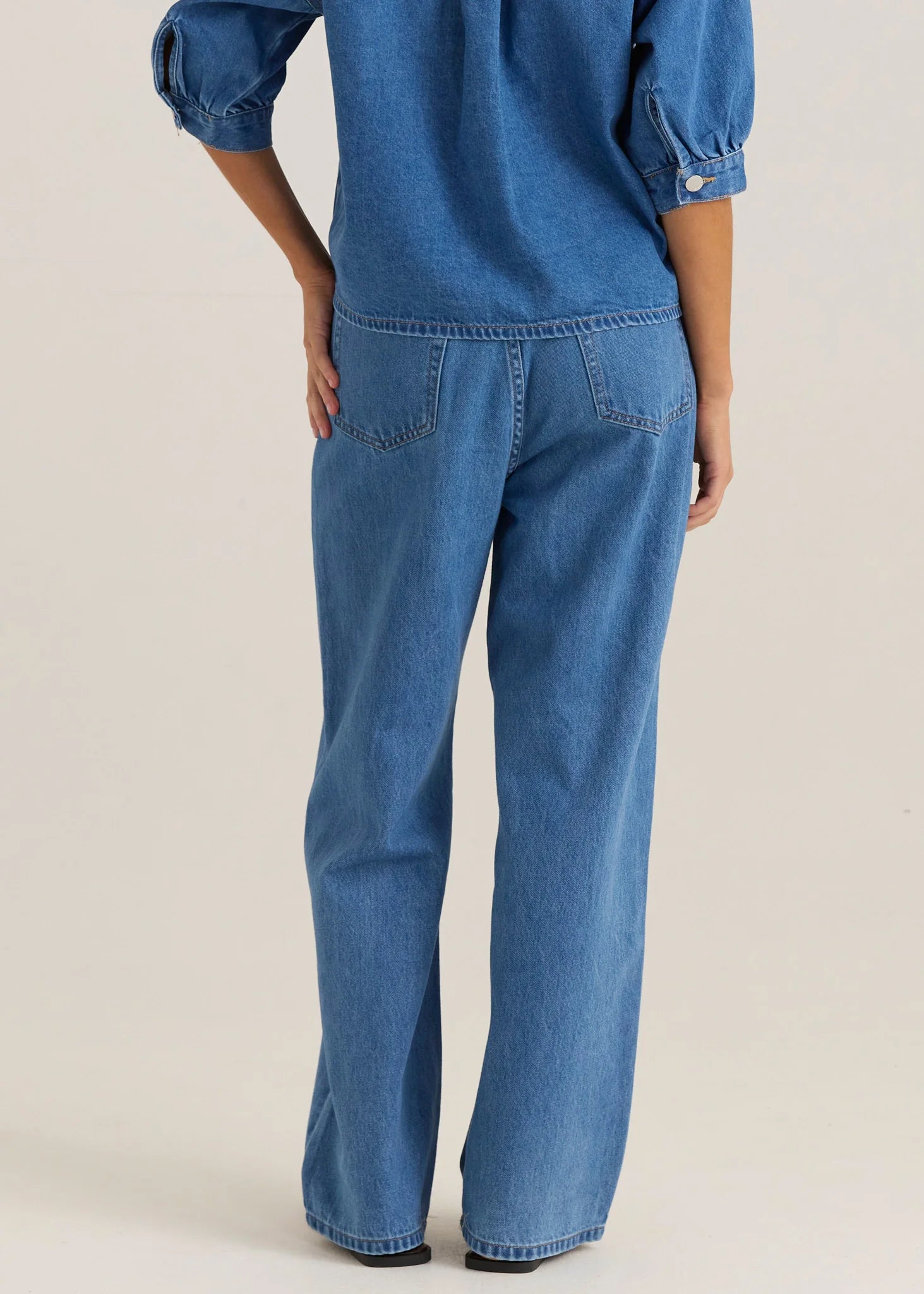 Nuala Wide Leg Jean - Classic Blue Wash