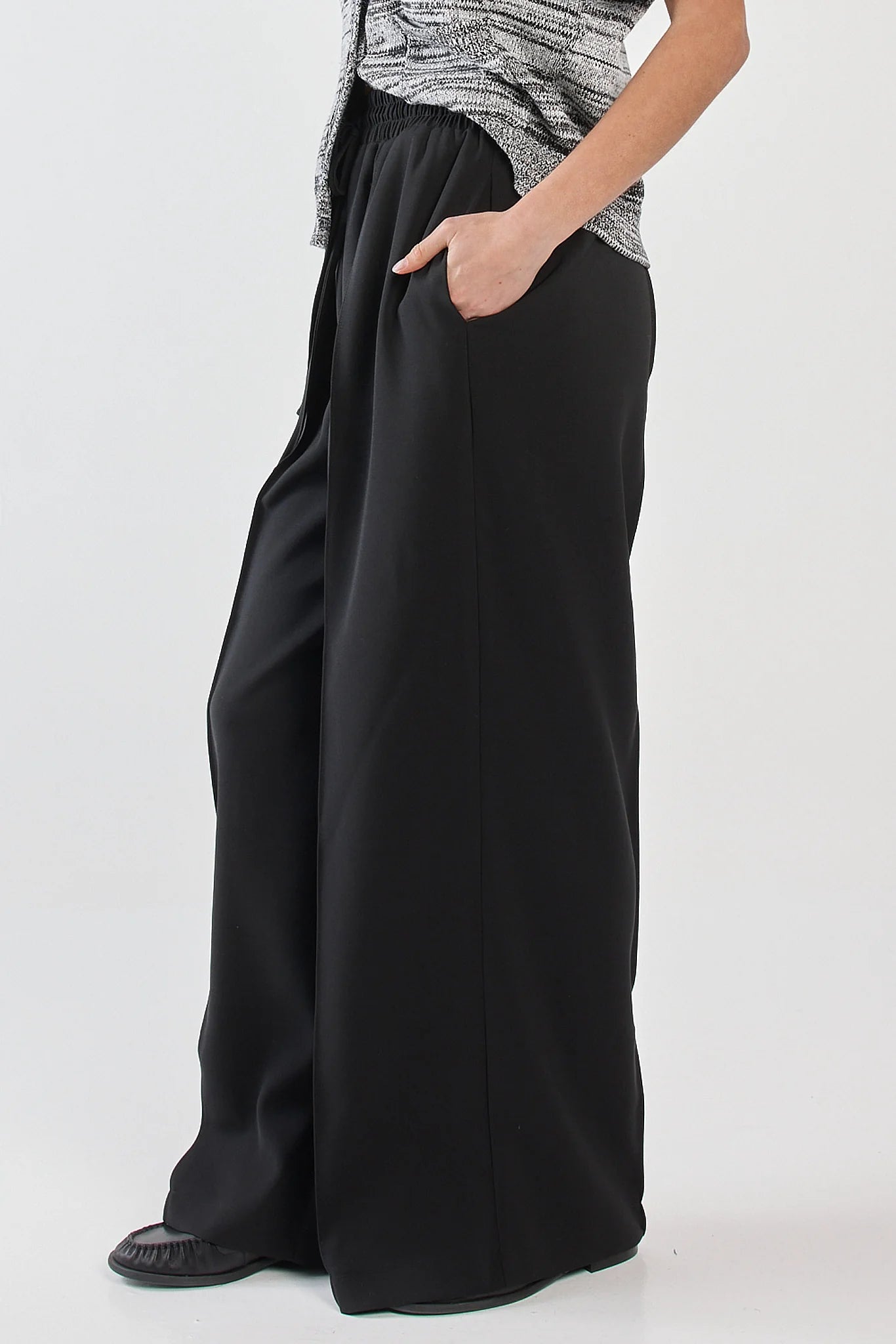 Rossi Casual Pant - Black