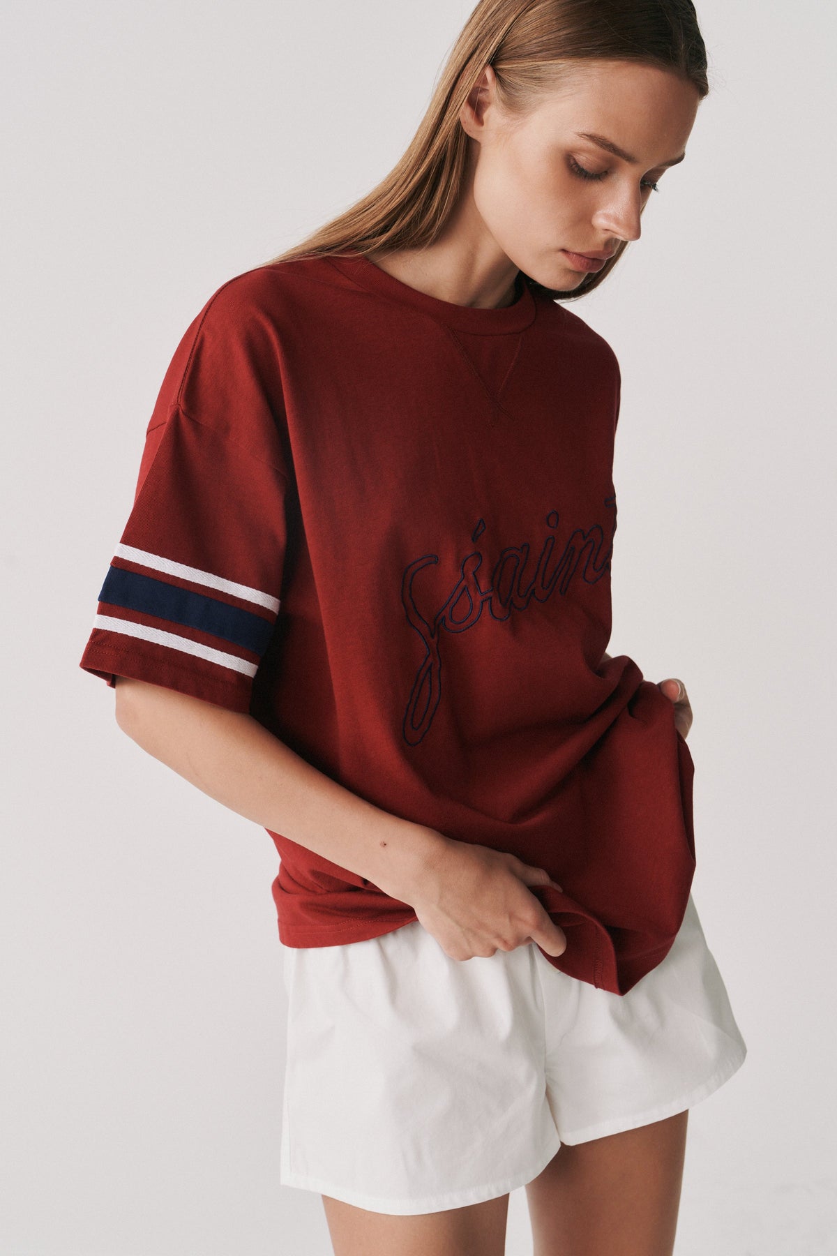 SŚAINT Borrowed Oversized Tee - Brick Red, view 2