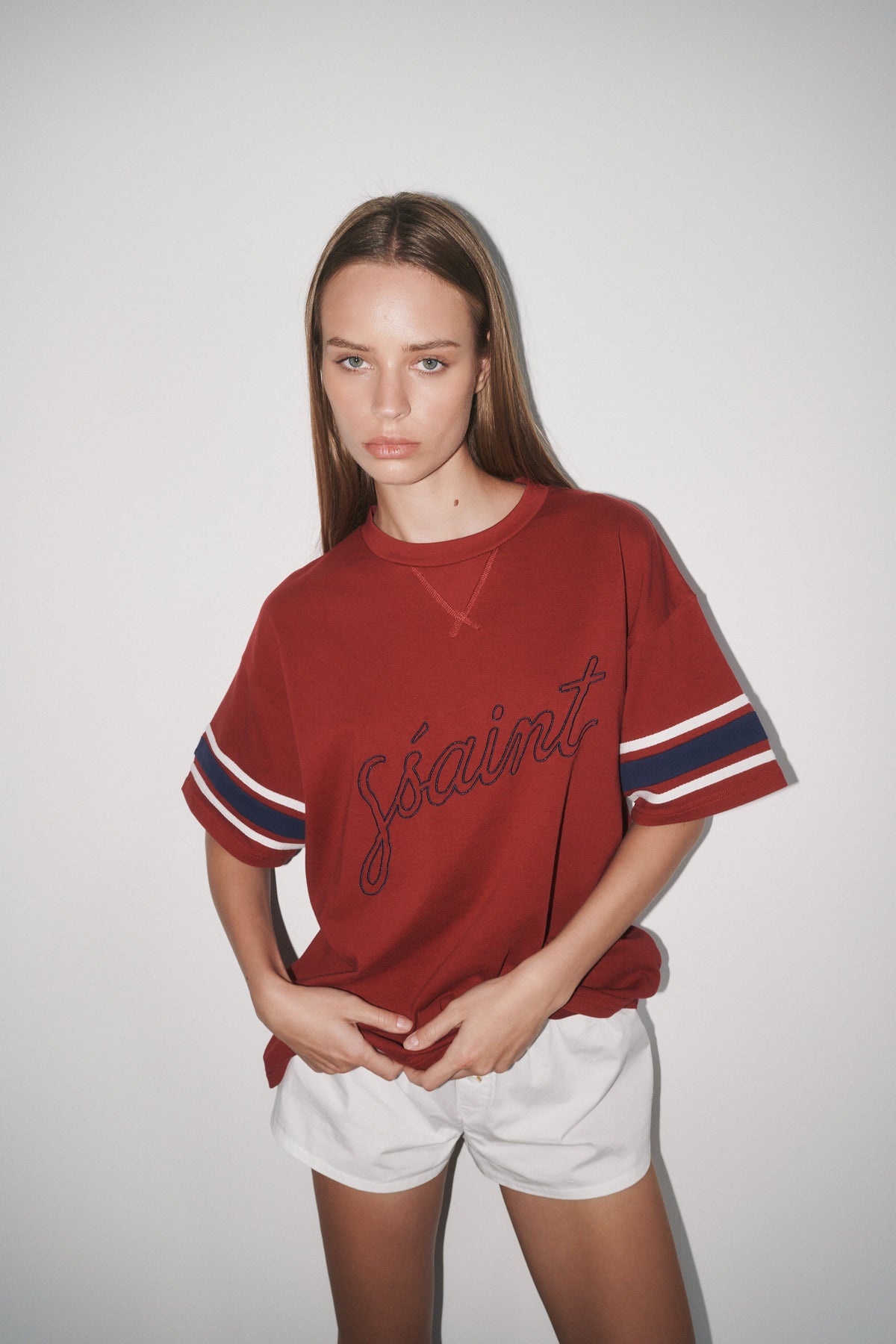 SŚAINT Borrowed Oversized Tee - Brick Red, view 4