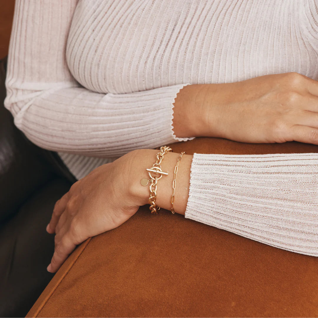 Millie Fob Link Bracelet -Gold