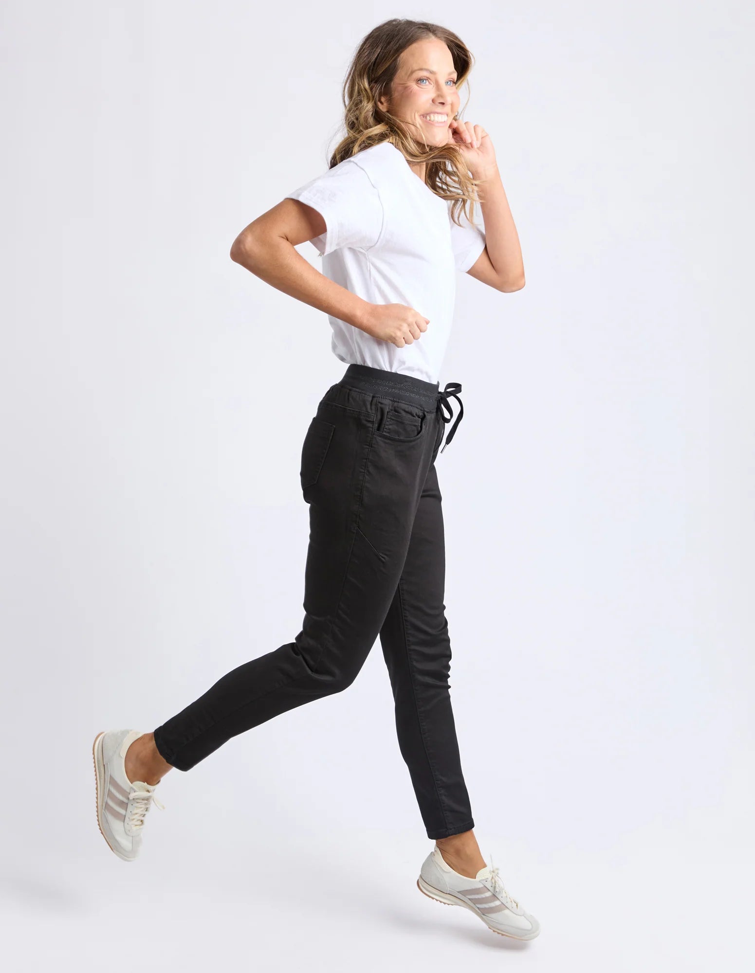 Sylvia Jogger -  Black