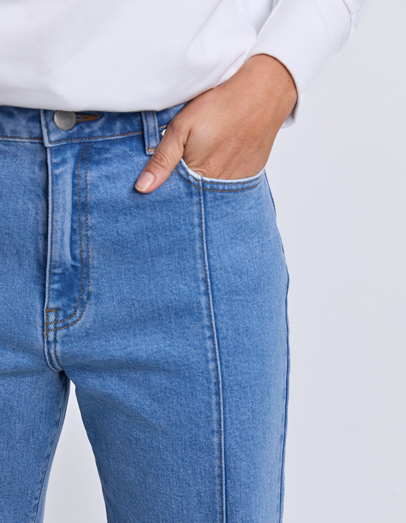 Monty Jean - Light Blue