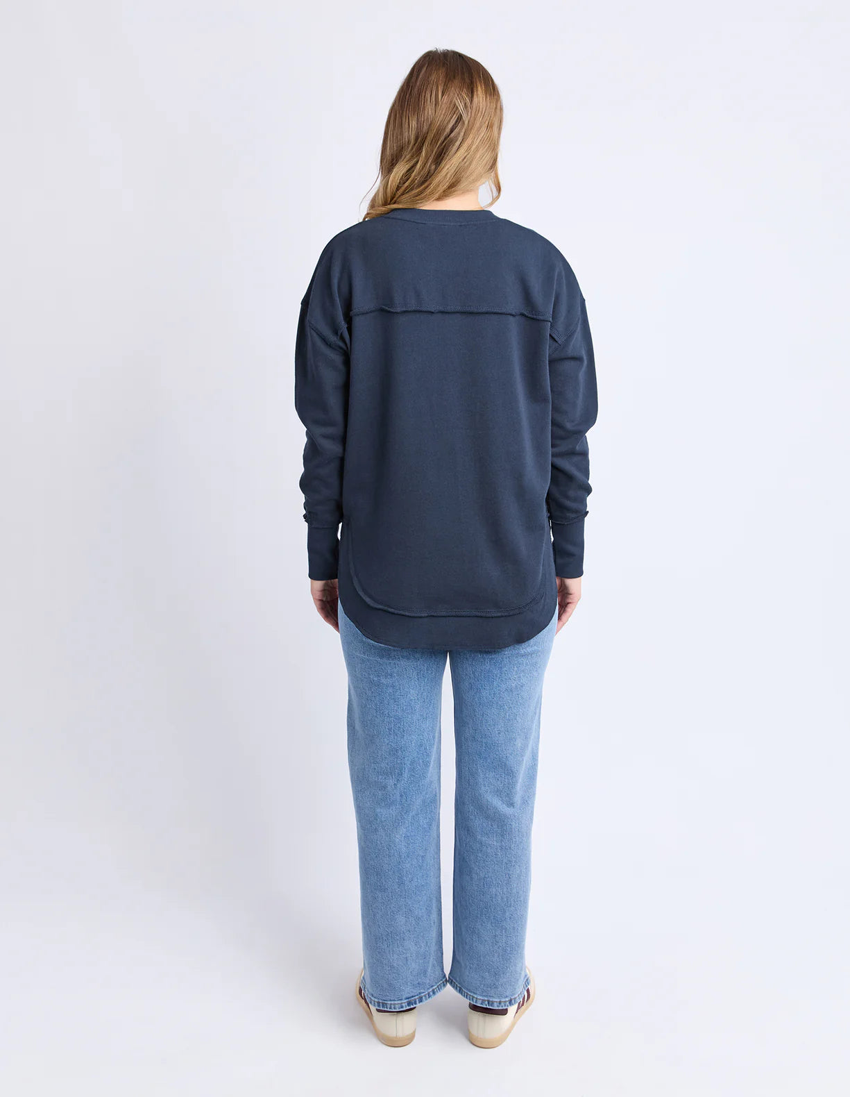 Simplified Tonal Crew - Navy