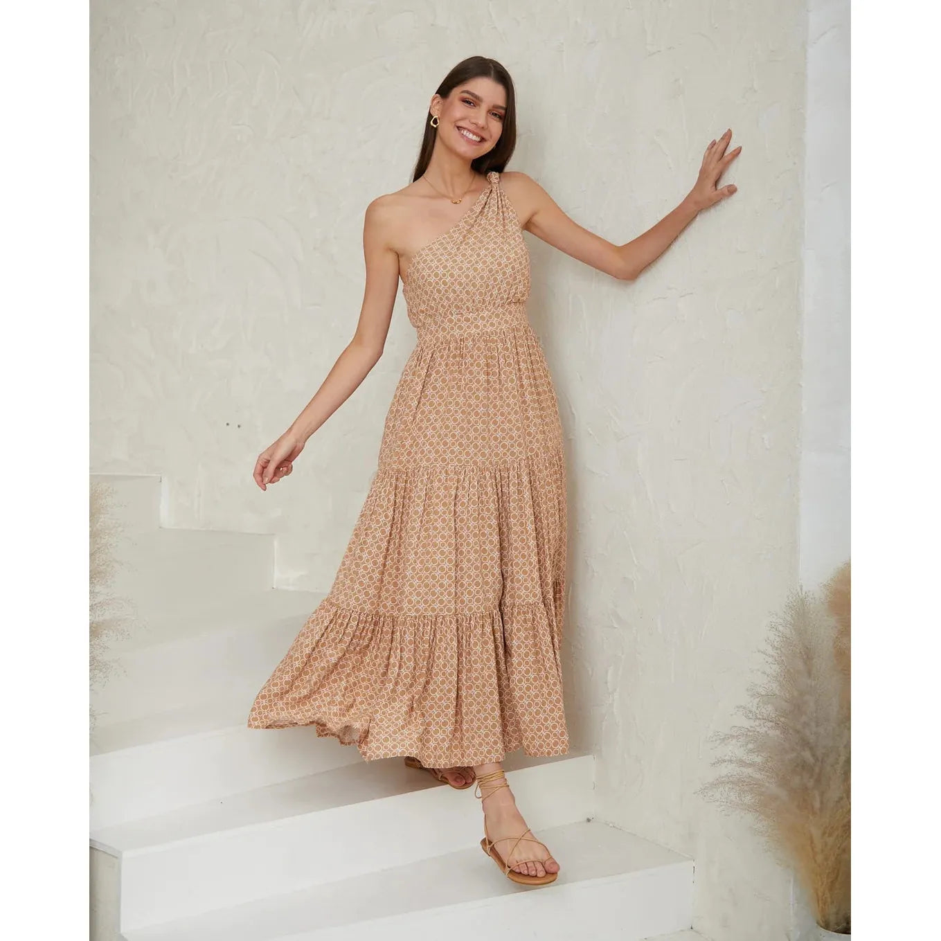 Iris Maxi The Label Zali One Shoulder Dress Beige Sorella