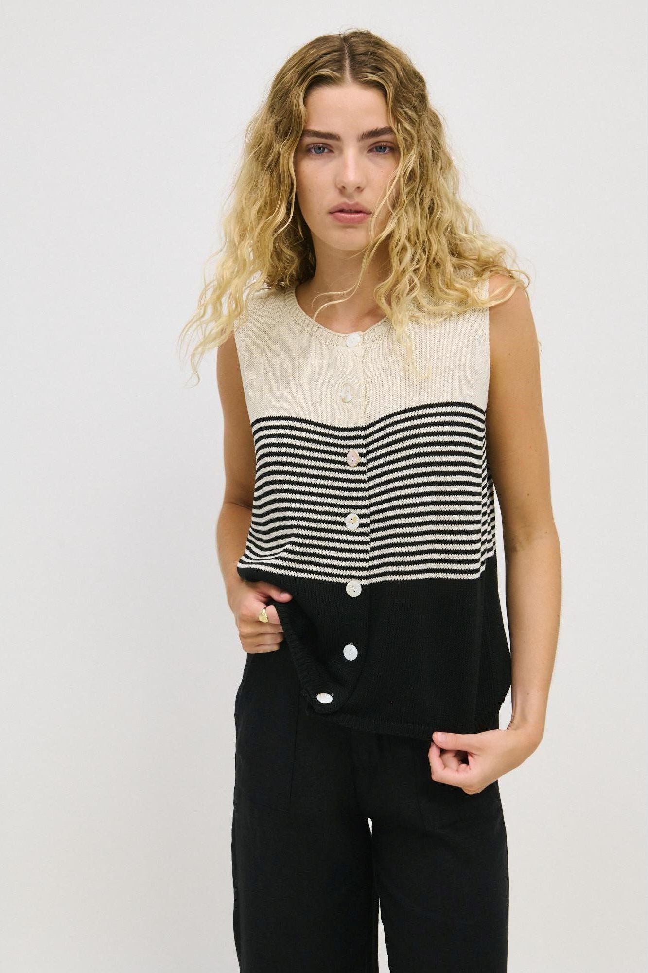 Chloe-Stripe-Tank-Black_341d1c03-81af-41c0-8a85-ce6410d2b522.jpg