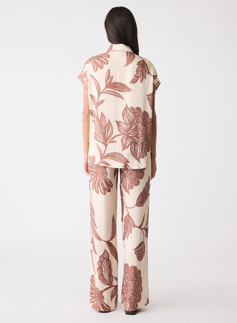 Esmaee Dune Shirt - Dune, styled outfit