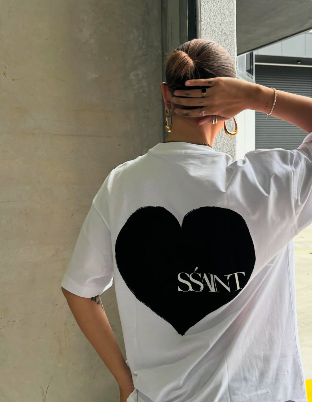 SŚAINT Heart Tee - Black
