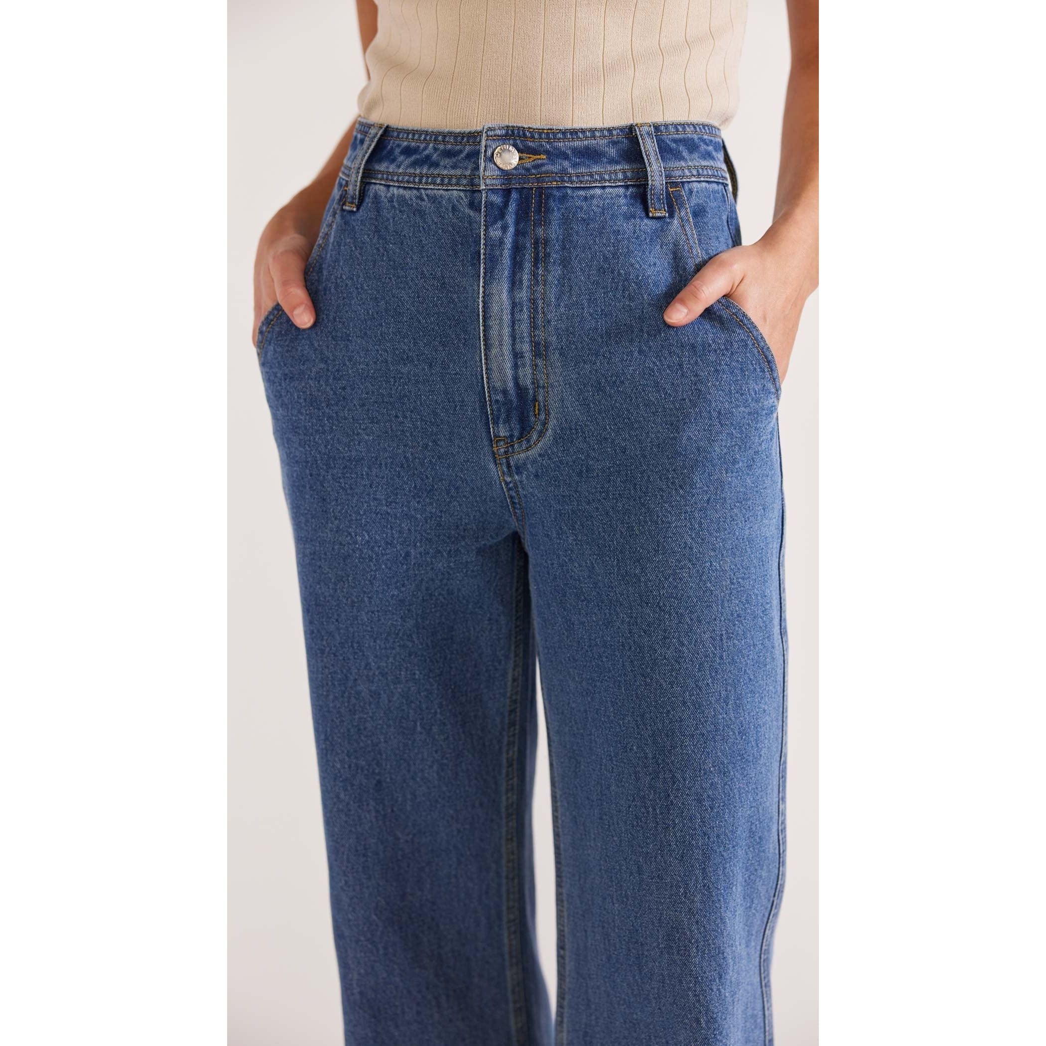 Eva-Denim-Jeans-Staple-the-Label-5_5000x_da3d7436-f735-45ca-a26e-2a88533d18aa.jpg