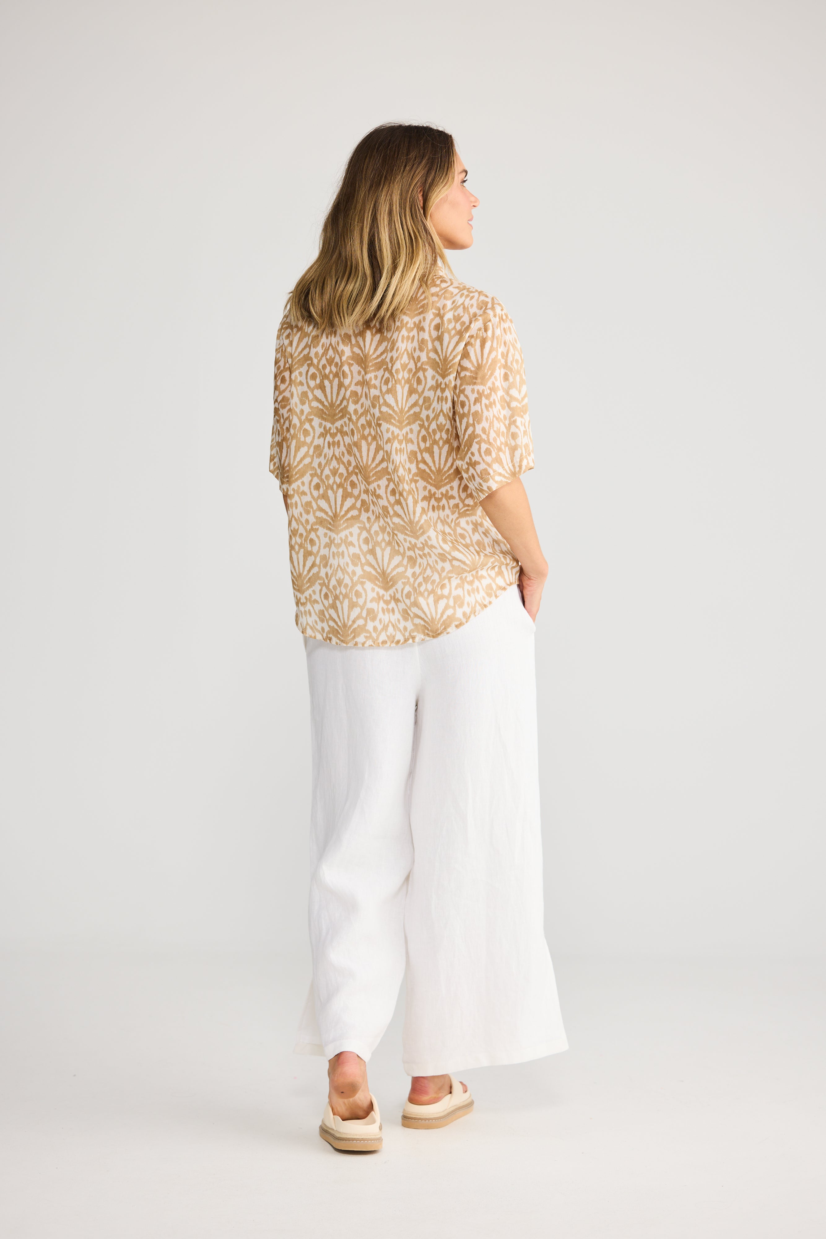 Playa Shirt - Taupe Spring Fan