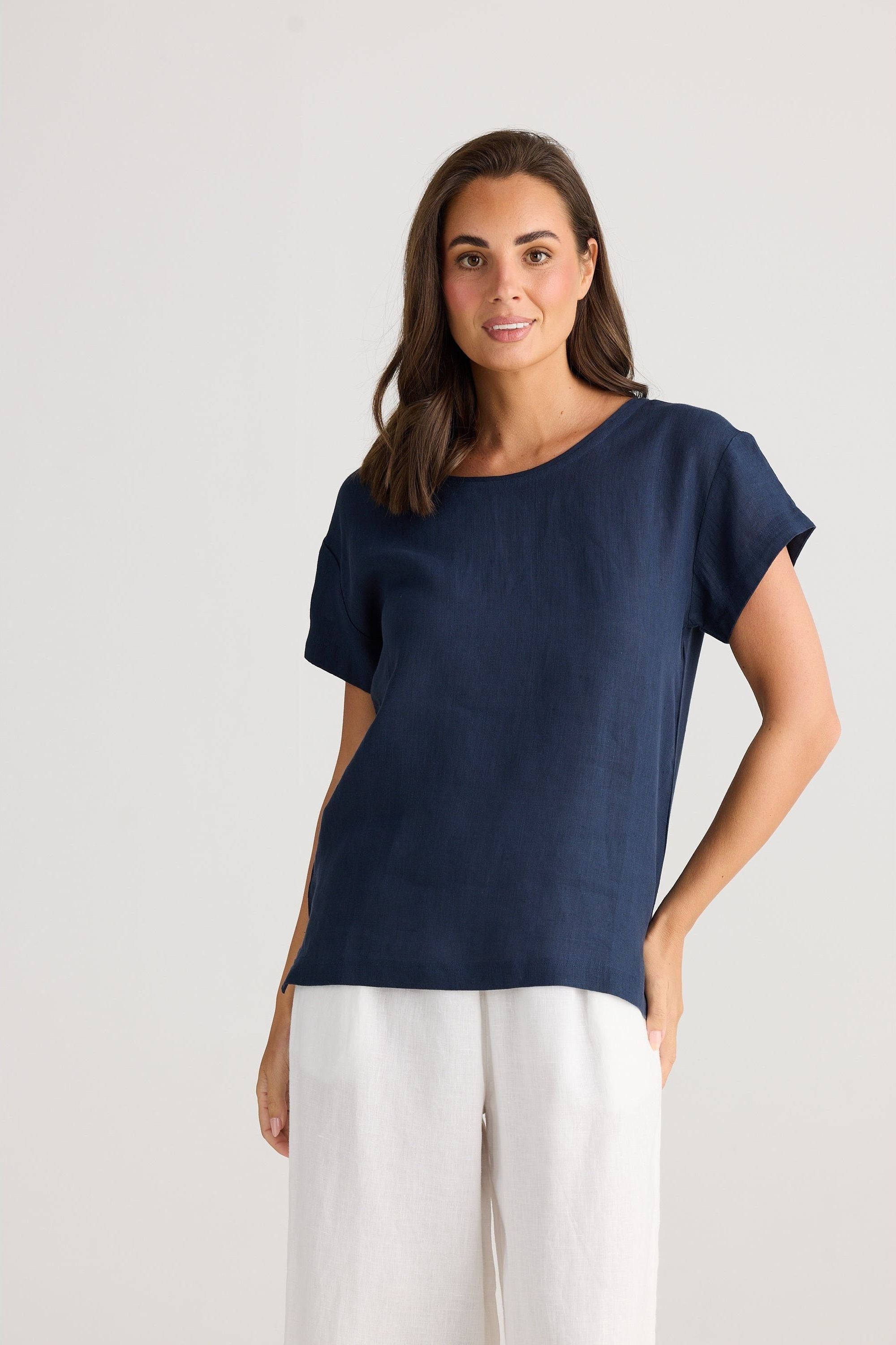 Navy-Blue-linen-tee-top-tshirt-captain-ladies-holiday-clothing-kindred-spirit_5000x_71b75f0d-8650-42cc-a553-e3f36fedd23c.jpg