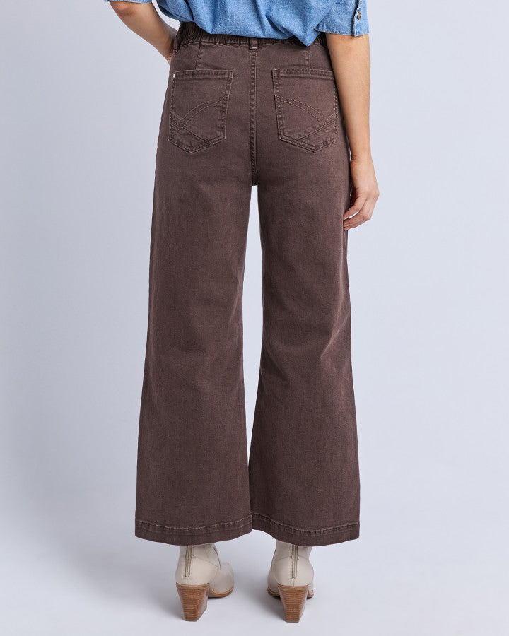 Delphi Front Pocket Jean - Chocolate