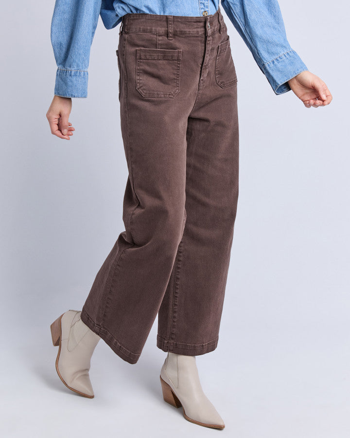 Delphi Front Pocket Jean - Chocolate