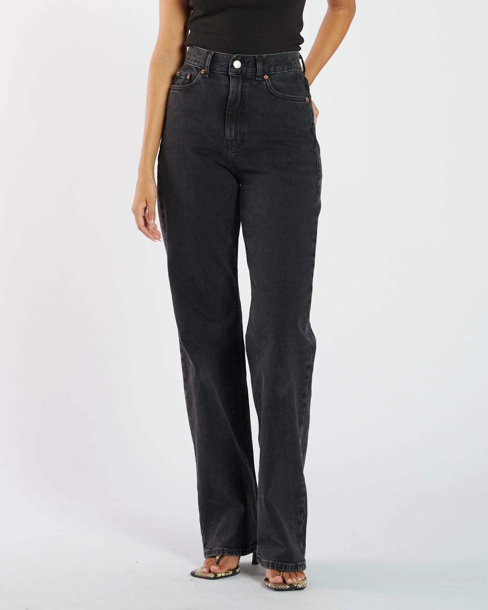 Echo High Straight  - Tar Retro Black