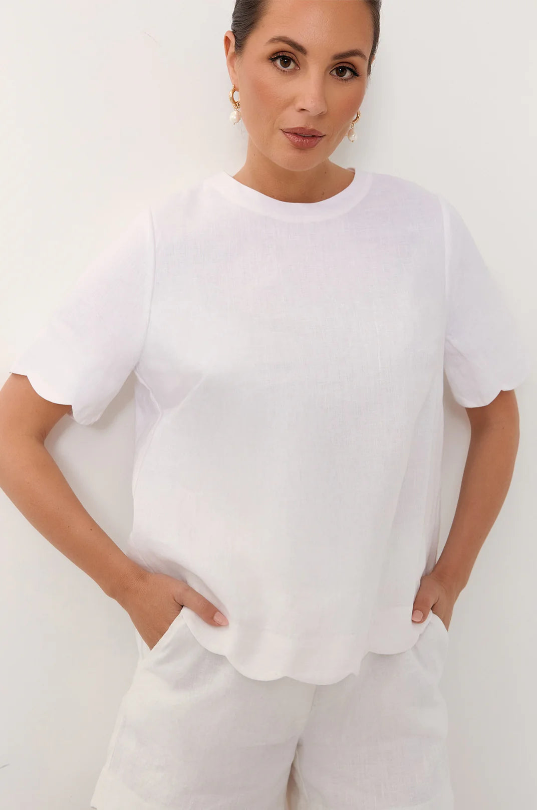 Arden Scalloped Hem Top - White