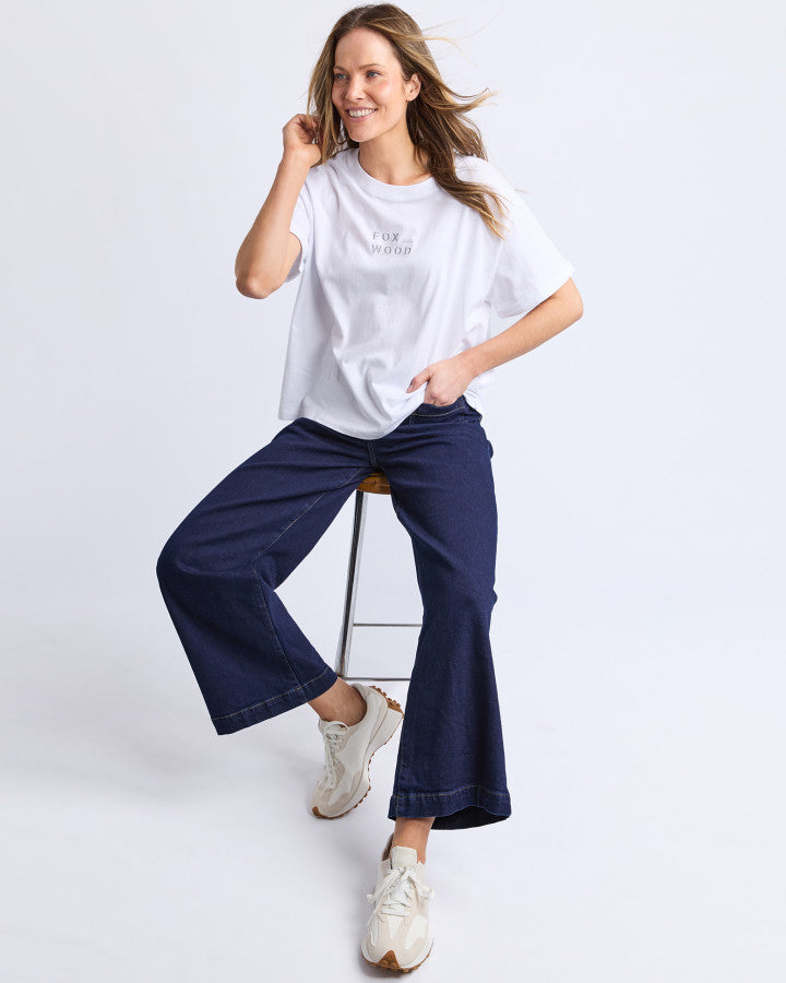 Huntleigh Oversized Tee -White