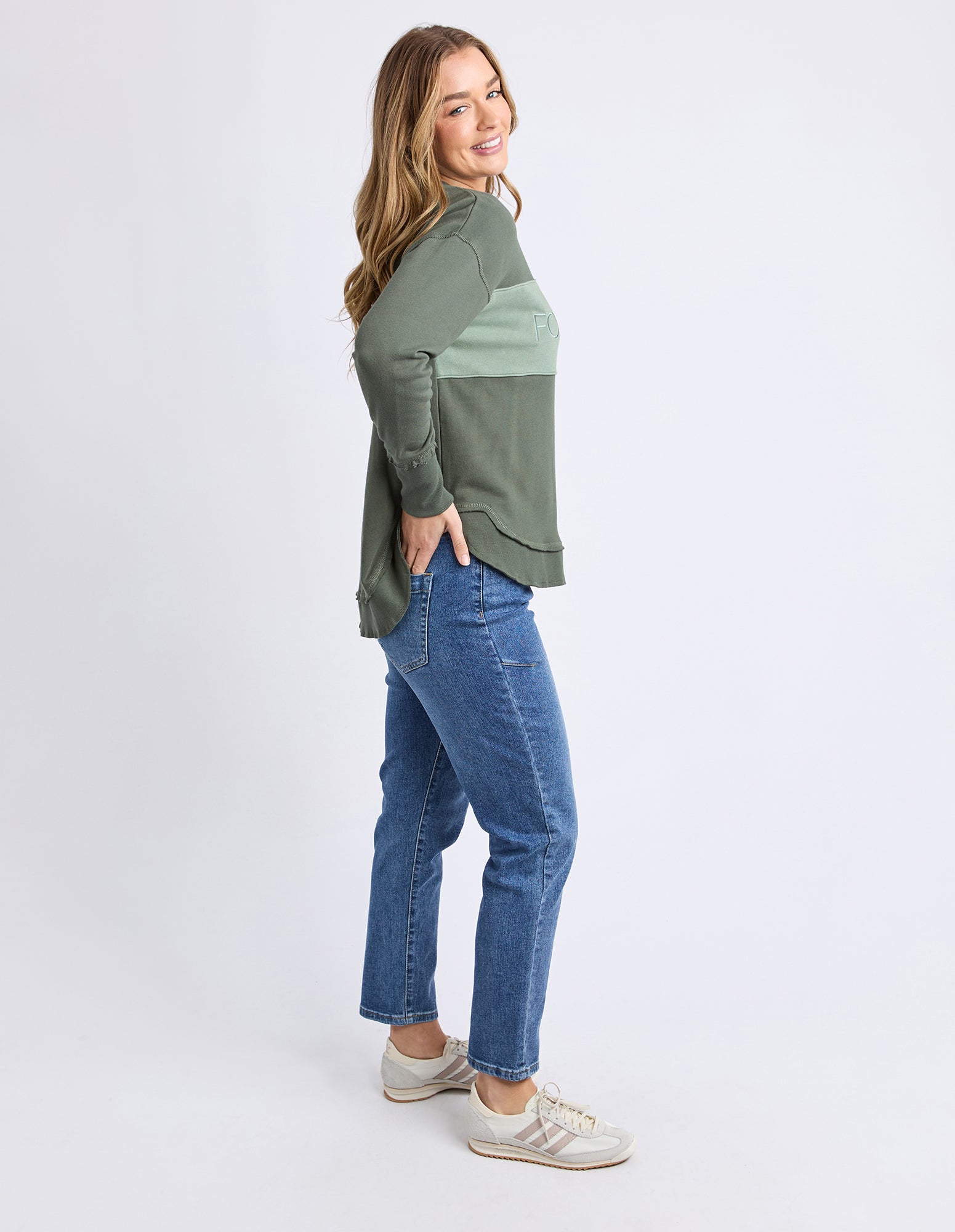 Simplified Tonal Crew - Khaki