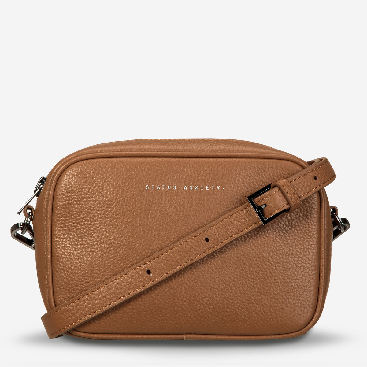 Status Anxiety Plunder Bag in Camel, strap detail